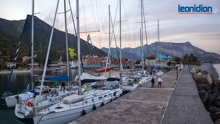 &Tau;&alpha; &pi;&rho;ώ&tau;&alpha; &iota;&sigma;&tau;&iota;&omicron;&pi;&lambda;&omicron;ϊ&kappa;ά &sigma;&tau;&omicron; &lambda;&iota;&mu;ά&nu;&iota; &tau;&eta;&sigmaf; &Pi;&lambda;ά&kappa;&alpha;&sigmaf; &Lambda;&epsilon;&omega;&nu;&iota;&delta;ί&omicron;&upsilon; (&epsilon;&iota;&kappa;ό&nu;&epsilon;&sigmaf;)
