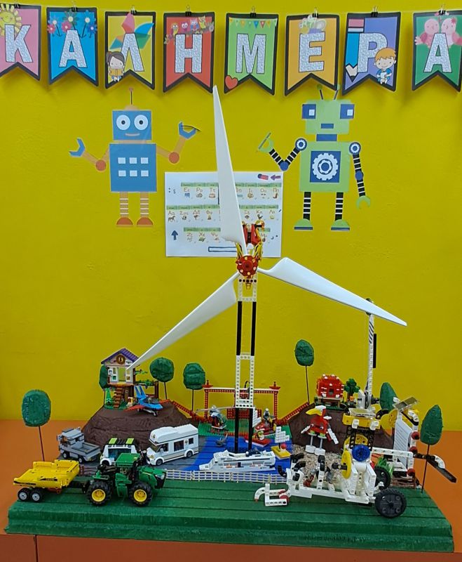 1&omicron; &Delta;&eta;&mu;&omicron;&tau;&iota;&kappa;ό &Sigma;&chi;&omicron;&lambda;&epsilon;ί&omicron; &Tau;&rho;ί&pi;&omicron;&lambda;&eta;&sigmaf;: "&Kappa;&alpha;&mu;&alpha;&rho;ώ&nu;&omicron;&upsilon;&mu;&epsilon; &gamma;&iota;&alpha; &tau;&eta; &sigma;&upsilon;&mu;&mu;&epsilon;&tau;&omicron;&chi;ή &tau;&omega;&nu; &mu;&alpha;&theta;&eta;&tau;ώ&nu; &mu;&alpha;&sigmaf; &sigma;&tau;&omicron;&nu; &Pi;&epsilon;&rho;&iota;&phi;&epsilon;&rho;&epsilon;&iota;&alpha;&kappa;ό &Delta;&iota;&alpha;&gamma;&omega;&nu;&iota;&sigma;&mu;ό &Rho;&omicron;&mu;&pi;&omicron;&tau;&iota;&kappa;ή&sigmaf; STEM 2024"