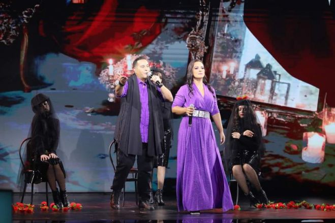 &Tau;&zeta;έ&nu;&eta; &Kappa;&alpha;&tau;&sigma;ί&gamma;&iota;&alpha;&nu;&nu;&eta; &kappa;&alpha;&iota; &Beta;&alpha;&lambda;&epsilon;&nu;&tau;ί&nu;&omicron; &epsilon;&rho;&mu;ή&nu;&epsilon;&upsilon;&sigma;&alpha;&nu; &tau;&omicron; &laquo;&Theta;έ&lambda;&epsilon;&iota;&sigmaf; &nu;&alpha; &pi;&epsilon;&theta;ά&nu;&omega;&raquo;! (vd)