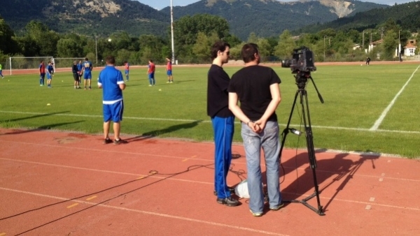 &Kappa;&upsilon;&rho;&iota;&alpha;&kappa;ή &pi;&alpha;ί&zeta;&epsilon;&iota; &omicron; &Alpha;&sigma;&tau;έ&rho;&alpha;&sigmaf; &mu;&epsilon; &tau;&omicron;&nu; &Pi;&Alpha;&Sigma; &sigma;&tau;&eta;&nu; &pi;&rho;&epsilon;&mu;&iota;έ&rho;&alpha; &tau;&eta;&sigmaf; &Sigma;&omicron;ύ&pi;&epsilon;&rho; &Lambda;ί&gamma;&kappa;