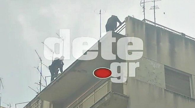 Αστυνομικός σώζει 60χρονο που απειλούσε να αυτοκτονήσει στην Πάτρα (vd)!