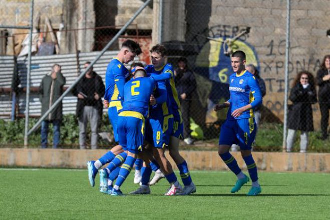 &Kappa;17 | &Alpha;&sigma;&tau;έ&rho;&alpha;&sigmaf; - &Omicron;&lambda;&upsilon;&mu;&pi;&iota;&alpha;&kappa;ό&sigmaf; 2-5 (&epsilon;&iota;&kappa;ό&nu;&epsilon;&sigmaf;)