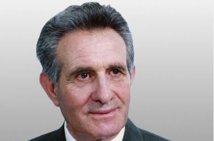 &Tau;&eta;&nu; &Kappa;&upsilon;&rho;&iota;&alpha;&kappa;ή &tau;&omicron; &epsilon;&tau;ή&sigma;&iota;&omicron; &mu;&nu;&eta;&mu;ό&sigma;&upsilon;&nu;&omicron; &tau;&omicron;&upsilon; &Gamma;&epsilon;&omega;&rho;&gamma;ί&omicron;&upsilon; &Gamma;&kappa;ά&nu;&iota;&omicron;&upsilon;