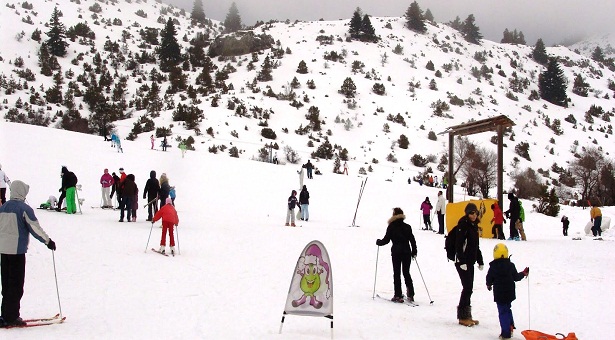 Ανοιχτές όλες οι πίστες το Σάββατο στο Χιονοδρομικό Κέντρο Μαινάλου!