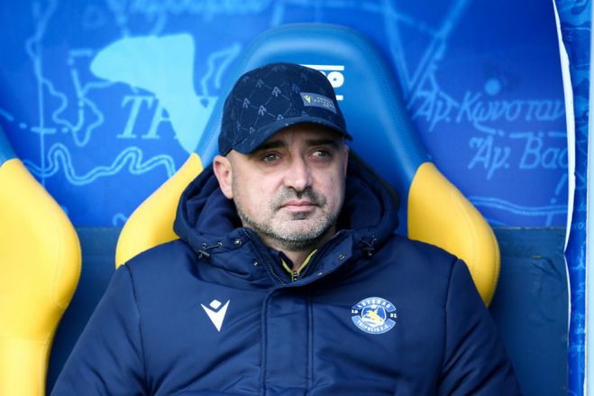 &Rho;ά&sigma;&tau;&alpha;&beta;&alpha;&tau;&sigmaf;: &laquo;&Theta;έ&lambda;&omicron;&upsilon;&mu;&epsilon; &nu;&alpha; &beta;ά&lambda;&omicron;&upsilon;&mu;&epsilon; &nu;έ&omicron;&upsilon;&sigmaf; &pi;&alpha;ί&kappa;&tau;&epsilon;&sigmaf; &sigma;&tau;&eta;&nu; &pi;&rho;ώ&tau;&eta; &omicron;&mu;ά&delta;&alpha;&raquo;