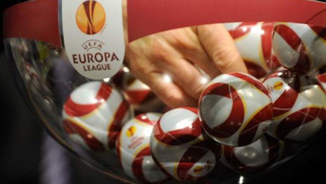 Europa: &Epsilon;ύ&kappa;&omicron;&lambda;&alpha; &gamma;&iota;&alpha; &Pi;&alpha;&nu;&alpha;&theta;&eta;&nu;&alpha;ϊ&kappa;ό, &pi;&epsilon;&rho;&nu;ά&epsilon;&iota; &omicron; &Pi;&Alpha;&Omicron;&Kappa;, &delta;ύ&sigma;&kappa;&omicron;&lambda;&alpha; &gamma;&iota;&alpha; &Alpha;&tau;&rho;ό&mu;&eta;&tau;&omicron;