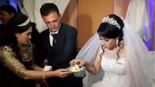 &Beta;ί&nu;&tau;&epsilon;&omicron; &sigma;&omicron;&kappa; | &Gamma;&alpha;&mu;&pi;&rho;ό&sigmaf; &chi;&alpha;&sigma;&tau;&omicron;&upsilon;&kappa;ί&zeta;&epsilon;&iota; ά&gamma;&rho;&iota;&alpha; &nu;ύ&phi;&eta; &epsilon;&pi;&epsilon;&iota;&delta;ή ... &alpha;&sigma;&tau;&epsilon;&iota;&epsilon;ύ&tau;&eta;&kappa;&epsilon; &mu;&epsilon; &tau;&eta;&nu; &tau;&omicron;ύ&rho;&tau;&alpha; (vd)