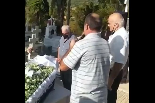 Γορτυνία | Υπό τους ήχους κλαρίνου το τελευταίο &quot;αντίο&quot; στον Νίκο Φρόνιμο (vd)