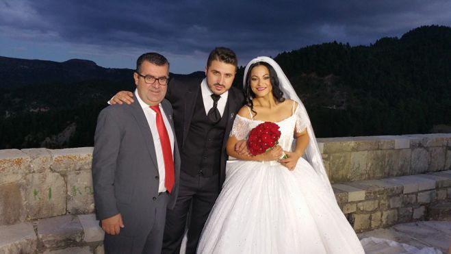 &Pi;&alpha;&nu;&tau;&rho;&epsilon;ύ&tau;&eta;&kappa;&alpha;&nu; &eta; &Tau;&zeta;έ&nu;&eta; (&Kappa;&alpha;&tau;&sigma;ί&gamma;&iota;&alpha;&nu;&nu;&eta;) &kappa;&alpha;&iota; &omicron; &Chi;&rho;ή&sigma;&tau;&omicron;&sigmaf; - &Delta;&epsilon;ί&tau;&epsilon; &epsilon;&iota;&kappa;ό&nu;&epsilon;&sigmaf; &alpha;&pi;ό &tau;&omicron; &gamma;ά&mu;&omicron; &kappa;&alpha;&iota; &tau;&omicron; &tau;&rho;&alpha;&pi;έ&zeta;&iota;!