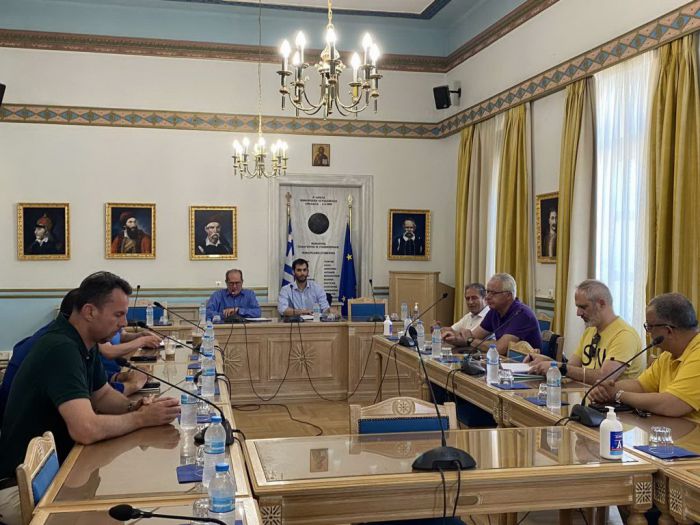 &Pi;&epsilon;&rho;&iota;&phi;έ&rho;&epsilon;&iota;&alpha; &pi;&rho;&omicron;&sigmaf; &Delta;ή&mu;&omicron;&upsilon;&sigmaf; &Gamma;&omicron;&rho;&tau;&upsilon;&nu;ί&alpha;&sigmaf;, &Beta;ό&rho;&epsilon;&iota;&alpha;&sigmaf; &kappa;&alpha;&iota; &Nu;ό&tau;&iota;&alpha;&sigmaf; &Kappa;&upsilon;&nu;&omicron;&upsilon;&rho;ί&alpha;&sigmaf;: "&Tau;&alpha;&kappa;&tau;&omicron;&pi;&omicron;&iota;ή&sigma;&tau;&epsilon; ά&mu;&epsilon;&sigma;&alpha; &tau;&iota;&sigmaf; &omicron;&phi;&epsilon;&iota;&lambda;έ&sigmaf; &gamma;&iota;&alpha; &tau;&eta; &delta;&iota;&alpha;&chi;&epsilon;ί&rho;&iota;&sigma;&eta; &tau;&omega;&nu; &alpha;&pi;&omicron;&rho;&rho;&iota;&mu;&mu;ά&tau;&omega;&nu;"