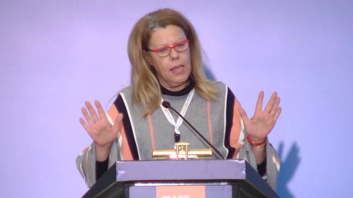 Λυμπεροπούλου: "H παράταξη Τατούλη βρίσκεται σε κρίση και προσπαθεί να κρύψει το πρόβλημα κάτω από το χαλί"