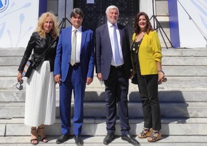 Σε επετειακές εκδηλώσεις για τα 200 χρόνια από την έναρξη της Ελληνικής Επανάστασης ο Πέτρος Τατούλης