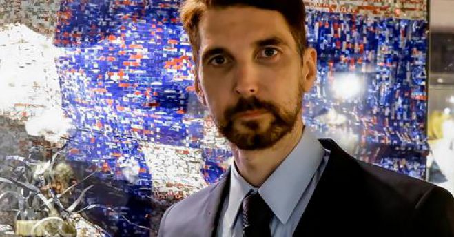 Εγκαινιάζεται η επετειακή εικαστική έκθεση του Νίκου Φλώρου «Ήρωες από Μέταλλο» στην Καλαμάτα