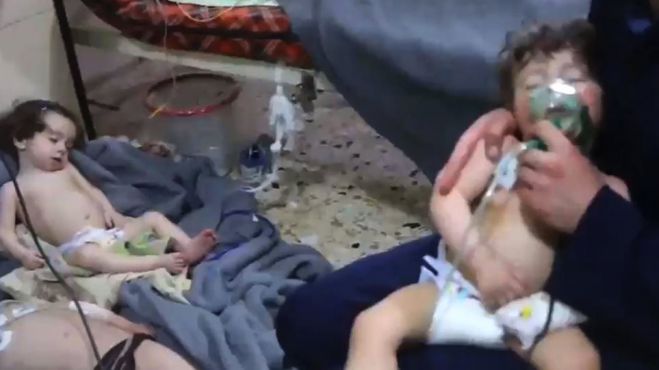 Βίντεο - σοκ από τη «χημική επίθεση» στην Συρία - Δηλητηριάστηκαν δεκάδες παιδιά ...