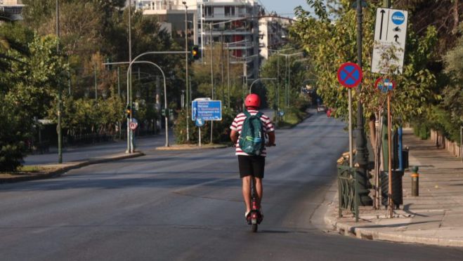 &Mu;ά&chi;&eta; &gamma;&iota;&alpha; &tau;&eta; &zeta;&omega;ή &delta;ί&nu;&epsilon;&iota; 12&chi;&rho;&omicron;&nu;&omicron;&sigmaf; &mu;&epsilon;&tau;ά &alpha;&pi;ό &tau;&rho;&omicron;&chi;&alpha;ί&omicron; &mu;&epsilon; &pi;&alpha;&tau;ί&nu;&iota; &sigma;&tau;&omicron;&nu; &Alpha;&sigma;&pi;&rho;ό&pi;&upsilon;&rho;&gamma;&omicron; &ndash; &Mu;&epsilon;&tau;&alpha;&phi;έ&rho;&epsilon;&tau;&alpha;&iota; &sigma;&tau;&omicron; &Pi;&alpha;ί&delta;&omega;&nu; &laquo;&Alpha;&gamma;&lambda;&alpha;ΐ&alpha; &Kappa;&upsilon;&rho;&iota;&alpha;&kappa;&omicron;ύ&raquo;