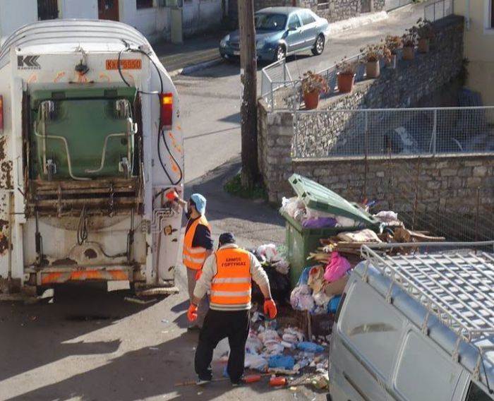 Μαζεύτηκαν σκουπίδια στα Τρόπαια Γορτυνίας (εικόνες)