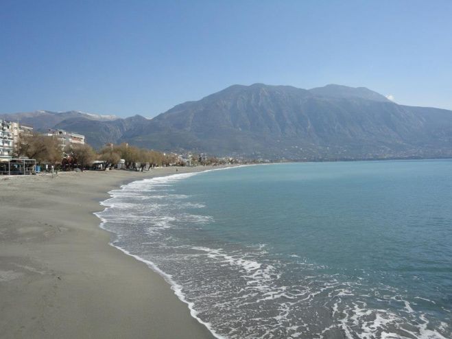 Κανένα πρόβλημα με τα νερά στη θάλασσα της Καλαμάτας ...