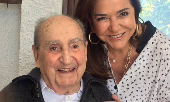 Ο αποχαιρετισμός... της Ντόρας Μπακογιάννη στο Facebook για τον πατέρα της (εικόνα)