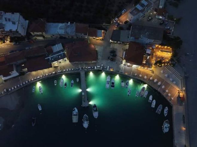 &Pi;&alpha;&rho;ά&lambda;&iota;&omicron; Ά&sigma;&tau;&rho;&omicron;&sigmaf; | &Upsilon;&pi;&omicron;&theta;&alpha;&lambda;ά&sigma;&sigma;&iota;&omicron;&sigmaf; &phi;&omega;&tau;&iota;&sigma;&mu;ό&sigmaf; &theta;&alpha; &tau;&omicron;&pi;&omicron;&theta;&epsilon;&tau;&eta;&theta;&epsilon;ί &sigma;&tau;&omicron; &lambda;&iota;&mu;ά&nu;&iota;!