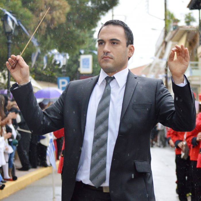 &Phi;&iota;&lambda;&alpha;&rho;&mu;&omicron;&nu;&iota;&kappa;ή &Delta;ή&mu;&omicron;&upsilon; &Beta;ό&rho;&epsilon;&iota;&alpha;&sigmaf; &Kappa;&upsilon;&nu;&omicron;&upsilon;&rho;ί&alpha;&sigmaf; | &Tau;&omicron; &alpha;&pi;&omicron;&chi;&alpha;&iota;&rho;&epsilon;&tau;&iota;&sigma;&tau;ή&rho;&iota;&omicron; &mu;ή&nu;&upsilon;&mu;&alpha; &tau;&omicron;&upsilon; &Mu;&alpha;έ&sigma;&tau;&rho;&omicron;&upsilon;, &Sigma;&pi;ύ&rho;&omicron;&upsilon; &Mu;&alpha;&rho;ί&nu;&eta;