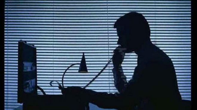&Alpha;&pi;ά&tau;&eta; &epsilon;&xi;&iota;&chi;&nu;ί&alpha;&sigma;&epsilon; &eta; &Alpha;&sigma;&tau;&upsilon;&nu;&omicron;&mu;ί&alpha; &sigma;&tau;&eta; &Nu;ό&tau;&iota;&alpha; &Kappa;&upsilon;&nu;&omicron;&upsilon;&rho;ί&alpha;