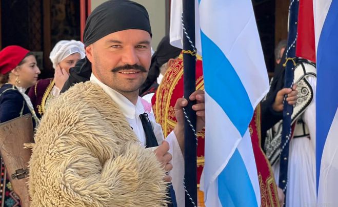 "&Alpha;&rho;&kappa;ά&delta;&omega;&nu; &Delta;&rho;ώ&mu;&epsilon;&nu;&alpha;" &gamma;&iota;&alpha; &tau;&omicron;&nu; &Sigma;&tau;έ&lambda;&iota;&omicron; &Alpha;&rho;&gamma;&upsilon;&rho;ό&pi;&omicron;&upsilon;&lambda;&omicron;: "&Omicron; &Theta;&epsilon;ό&sigmaf; &alpha;&pi;&omicron;&phi;ά&sigma;&iota;&sigma;&epsilon; &nu;&alpha; &tau;&omicron;&nu; &kappa;&alpha;&lambda;έ&sigma;&epsilon;&iota; &kappa;&omicron;&nu;&tau;ά &tau;&omicron;&upsilon; &alpha;&phi;ή&nu;&omicron;&nu;&tau;&alpha;&sigmaf; &mu;&alpha;&sigmaf; &phi;&tau;&omega;&chi;ό&tau;&epsilon;&rho;&omicron;&upsilon;&sigmaf; &kappa;&alpha;&iota; &alpha;&delta;ύ&nu;&alpha;&mu;&omicron;&upsilon;&sigmaf;"