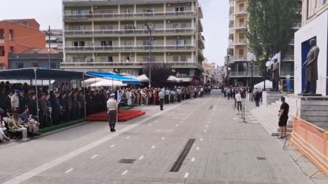 LIVE &eta; &pi;&alpha;&rho;έ&lambda;&alpha;&sigma;&eta; &gamma;&iota;&alpha; &tau;&eta;&nu; Ά&lambda;&omega;&sigma;&eta; &tau;&eta;&sigmaf; &Tau;&rho;&iota;&pi;&omicron;&lambda;&iota;&tau;&sigma;ά&sigmaf;!