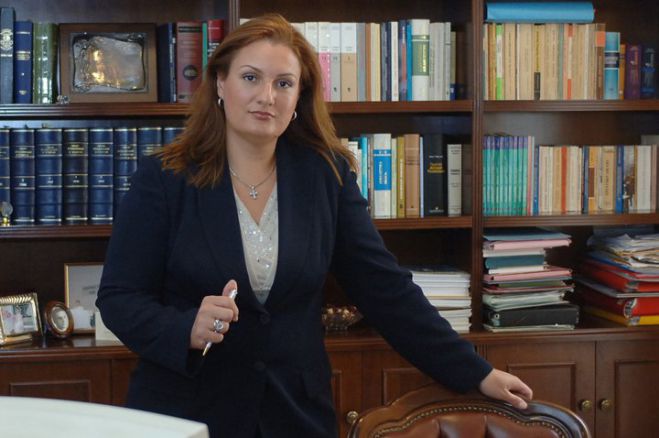 Δικηγορικός Σύλλογος Κορίνθου | Πρόεδρος η Παναγιώτα Επιβατινού