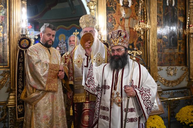 Διάκονος χειροτονήθηκε ο μέχρι σήμερα νεωκόρος του Ναού Αγίου Δημητρίου Τρίπολης, Στυλιανός Παππάς (εικόνες)