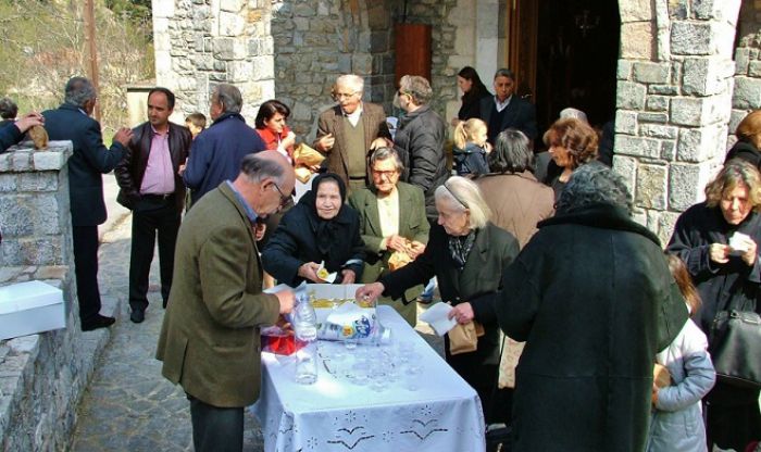 &Tau;&eta; &mu;&nu;ή&mu;&eta; &tau;&omicron;&upsilon; &Omicron;&sigma;ί&omicron;&upsilon; &Lambda;&epsilon;&omicron;&nu;&tau;ί&omicron;&upsilon; &gamma;&iota;ό&rho;&tau;&alpha;&sigma;&alpha;&nu; &sigma;&tau;&eta; &Beta;&lambda;&alpha;&chi;έ&rho;&nu;&alpha; (&epsilon;&iota;&kappa;ό&nu;&epsilon;&sigmaf;)