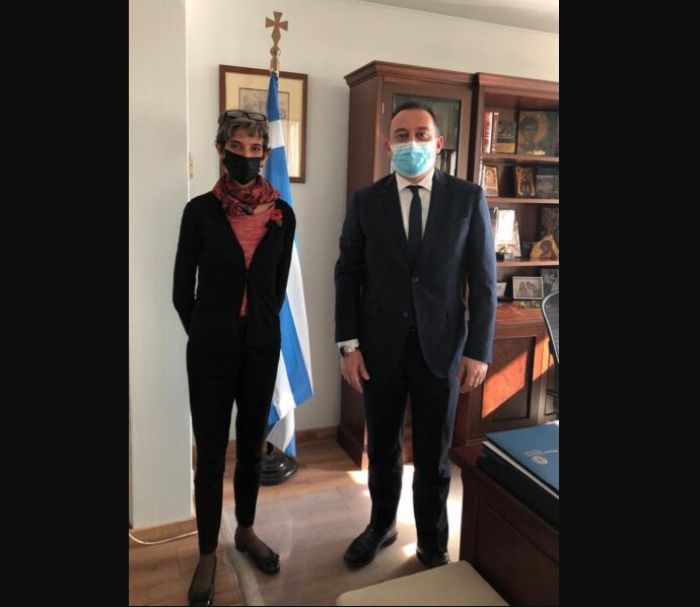 &Eta; &sigma;&upsilon;&nu;ά&nu;&tau;&eta;&sigma;&eta; &Beta;&lambda;ά&sigma;&eta; &mu;&epsilon; &tau;&eta;&nu; &Pi;&rho;έ&sigma;&beta;&eta; &tau;&omicron;&upsilon; &Eta;&nu;&omega;&mu;έ&nu;&omicron;&upsilon; &Beta;&alpha;&sigma;&iota;&lambda;&epsilon;ί&omicron;&upsilon;