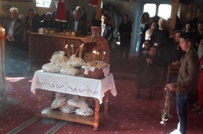 &Eta; &Kappa;ώ&mu;&eta; &gamma;&iota;ό&rho;&tau;&alpha;&sigma;&epsilon; &tau;&omicron;&nu; &Pi;&omicron;&lambda;&iota;&omicron;ύ&chi;&omicron; &tau;&eta;&sigmaf;, Ά&gamma;&iota;&omicron; &Delta;&eta;&mu;ή&tau;&rho;&iota;&omicron;! (&epsilon;&iota;&kappa;ό&nu;&epsilon;&sigmaf;)