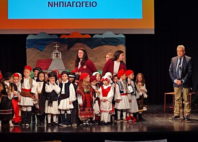 &Epsilon;&pi;έ&tau;&epsilon;&iota;&omicron;&sigmaf; 25&eta;&sigmaf; &Mu;&alpha;&rho;&tau;ί&omicron;&upsilon; | &Sigma;&upsilon;&gamma;&kappa;ί&nu;&eta;&sigma;&eta; &kappa;&alpha;&iota; &upsilon;&pi;&epsilon;&rho;&eta;&phi;ά&nu;&epsilon;&iota;&alpha; &sigma;&tau;&eta; &gamma;&iota;&omicron;&rho;&tau;ή &tau;&omicron;&upsilon; &Nu;&eta;&pi;&iota;&alpha;&gamma;&omega;&gamma;&epsilon;ί&omicron;&upsilon; "&Eta; &Zeta;&omega;&omicron;&delta;ό&chi;&omicron;&sigmaf; &Pi;&eta;&gamma;ή" (&epsilon;&iota;&kappa;ό&nu;&epsilon;&sigmaf;)