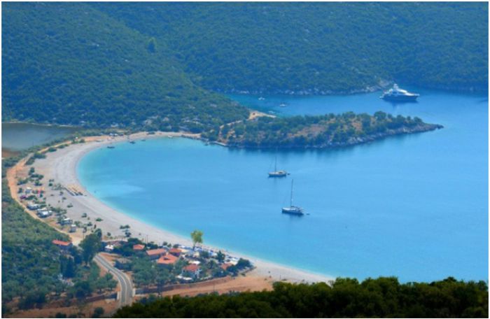 Ιστιοπλοώντας τον Αργολικό κόλπο και την Αρκαδική Ριβιέρα!