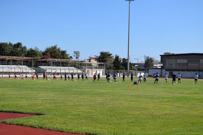 &Tau;&omicron; &delta;ί&kappa;&tau;&upsilon;&omicron; &alpha;&kappa;&alpha;&delta;&eta;&mu;&iota;ώ&nu; &tau;&omicron;&upsilon; &Alpha;&sigma;&tau;έ&rho;&alpha; έ&phi;&tau;&alpha;&sigma;&epsilon; ... &sigma;&tau;&eta; &Sigma;ά&mu;&omicron;!