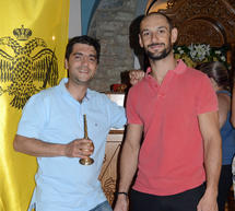 &Gamma;&iota;ό&rho;&tau;&alpha;&sigma;&epsilon; &tau;&omicron; &epsilon;&xi;&omega;&kappa;&lambda;ή&sigma;&iota; &tau;&omega;&nu; &Delta;ώ&delta;&epsilon;&kappa;&alpha; &Alpha;&pi;&omicron;&sigma;&tau;ό&lambda;&omega;&nu; (&epsilon;&iota;&kappa;ό&nu;&epsilon;&sigmaf;)