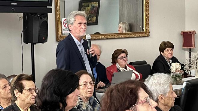 Ομιλία Γιάννη Παπαντωνίου στο ΚΑΠΗ | Ο Δήμος Τρίπολης στέκεται δίπλα στους ανθρώπους της Τρίτης Ηλικίας και στις ευάλωτες κοινωνικές ομάδες (vd)