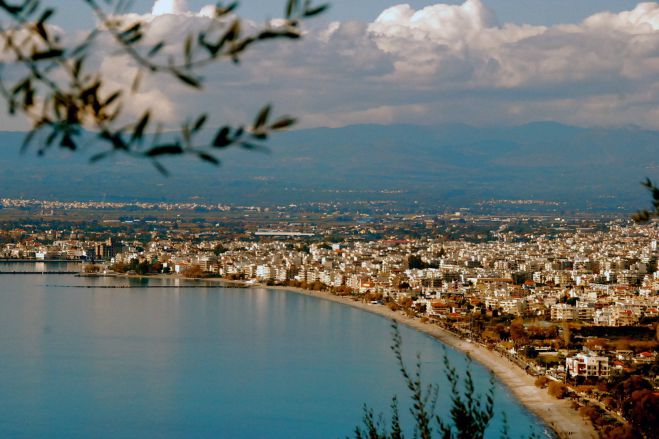 &Epsilon;&xi;&alpha;&iota;&rho;&epsilon;&tau;&iota;&kappa;ή&sigmaf; &pi;&omicron;&iota;ό&tau;&eta;&tau;&alpha;&sigmaf; &tau;&alpha; &nu;&epsilon;&rho;ά &kappa;&omicron;&lambda;ύ&mu;&beta;&eta;&sigma;&eta;&sigmaf; &delta;&epsilon;ί&chi;&nu;&omicron;&upsilon;&nu; &omicron;&iota; έ&lambda;&epsilon;&gamma;&chi;&omicron;&iota; &sigma;&tau;&eta;&nu; &Kappa;&alpha;&lambda;&alpha;&mu;ά&tau;&alpha;