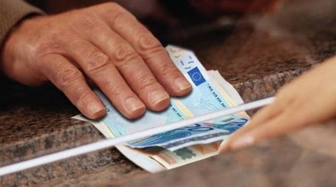 Περικοπές έως και 40% στις συντάξεις πρώην τραπεζοϋπαλλήλων