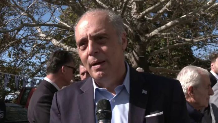 Βελόπουλος: "Όλοι οι Δήμοι να δίνουν πριμ σε κάθε γέννηση παιδιού"!