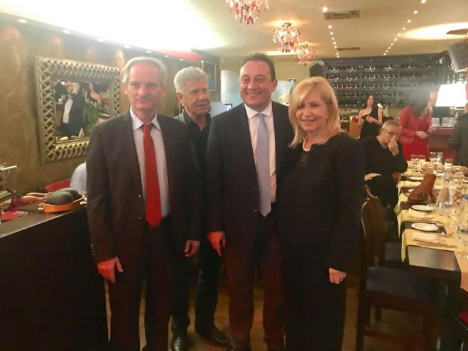 &Eta; &sigma;&upsilon;&nu;&epsilon;&sigma;&tau;ί&alpha;&sigma;&eta; &tau;&omicron;&upsilon; &Sigma;&upsilon;&lambda;&lambda;ό&gamma;&omicron;&upsilon; &tau;&omega;&nu; &alpha;&pi;&alpha;&nu;&tau;&alpha;&chi;&omicron;ύ &Phi;&alpha;&lambda;&alpha;&iota;&sigma;&iota;&omega;&tau;ώ&nu; (&epsilon;&iota;&kappa;ό&nu;&epsilon;&sigmaf;)