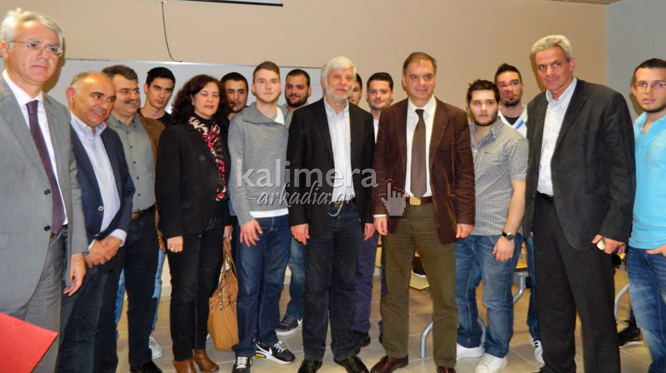 &Alpha;&nu;&epsilon;&rho;&gamma;ί&alpha;, &sigma;ί&tau;&iota;&sigma;&eta; &kappa;&alpha;&iota; &sigma;&tau;έ&gamma;&alpha;&sigma;&eta; &ndash; &Tau;&alpha; &tau;&rho;ί&alpha; &mu;&epsilon;&gamma;ά&lambda;&alpha; &pi;&rho;&omicron;&beta;&lambda;ή&mu;&alpha;&tau;&alpha; &tau;&omega;&nu; &phi;&omicron;&iota;&tau;&eta;&tau;ώ&nu; &tau;&eta;&sigmaf; &Tau;&rho;ί&pi;&omicron;&lambda;&eta;&sigmaf; (vd)