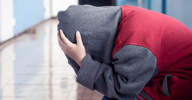 &Lambda;&omicron;&upsilon;&tau;&rho;ά&kappa;&iota; | &Delta;&eta;&mu;&omicron;&sigma;ί&epsilon;&upsilon;&mu;&alpha; &alpha;&nu;&alpha;&phi;έ&rho;&epsilon;&iota; ό&tau;&iota; &kappa;&alpha;&theta;&eta;&gamma;&eta;&tau;ή&sigmaf; &gamma;&upsilon;&mu;&nu;&alpha;&sigma;ί&omicron;&upsilon; &chi;&tau;ύ&pi;&eta;&sigma;&epsilon; &mu;&alpha;&theta;&eta;&tau;ή &kappa;&alpha;&iota; &tau;&omicron;&nu; έ&sigma;&tau;&epsilon;&iota;&lambda;&epsilon; &sigma;&tau;&omicron; &nu;&omicron;&sigma;&omicron;&kappa;&omicron;&mu;&epsilon;ί&omicron;