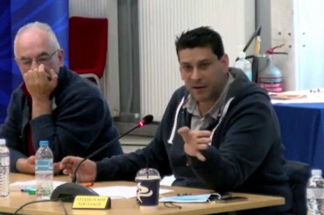 &Tau;&sigma;&iota;&alpha;&mu;&omicron;ύ&lambda;&omicron;&sigmaf;: "&Eta; &pi;&epsilon;&rho;ί&omicron;&delta;&omicron;&sigmaf; &chi;ά&rho;&iota;&tau;&omicron;&sigmaf; &tau;&eta;&sigmaf; &Delta;&eta;&mu;&omicron;&tau;&iota;&kappa;ή&sigmaf; &Alpha;&rho;&chi;ή&sigmaf; έ&lambda;&eta;&xi;&epsilon;"