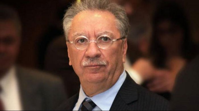&Pi;&alpha;&rho;&alpha;&iota;&tau;ή&theta;&eta;&kappa;&epsilon; &omicron; &Mu;&iota;&chi;ά&lambda;&eta;&sigmaf; &Sigma;ά&lambda;&lambda;&alpha;&sigmaf; &alpha;&pi;ό &pi;&rho;ό&epsilon;&delta;&rho;&omicron;&sigmaf; &tau;&eta;&sigmaf; "&Pi;&epsilon;&iota;&rho;&alpha;&iota;ώ&sigmaf;"