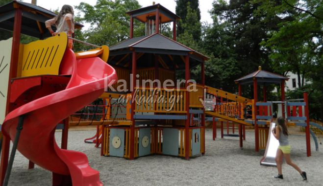 Απόφαση για να εκμισθωθεί το βαγόνι τραίνου στο πάρκο της παιδικής χαράς