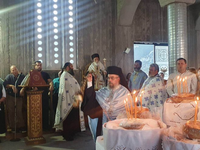 &Eta; &gamma;&iota;&omicron;&rho;&tau;ή &tau;&eta;&sigmaf; &Alpha;&gamma;ί&alpha;&sigmaf; &Kappa;&upsilon;&rho;&iota;&alpha;&kappa;ή&sigmaf; &sigma;&tau;&omicron; &Alpha;&rho;&kappa;&alpha;&delta;&iota;&kappa;ό &Chi;&omega;&rho;&iota;ό (&epsilon;&iota;&kappa;ό&nu;&epsilon;&sigmaf;)