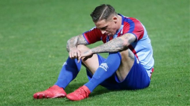 &Alpha;&pi;ό&pi;&epsilon;&iota;&rho;&alpha; &delta;&omicron;&lambda;&omicron;&phi;&omicron;&nu;ί&alpha;&sigmaf; &sigma;&epsilon; &pi;&rho;ώ&eta;&nu; &pi;&alpha;ί&kappa;&tau;&eta; &tau;&omicron;&upsilon; &Pi;&alpha;&nu;&iota;&omega;&nu;ί&omicron;&upsilon;