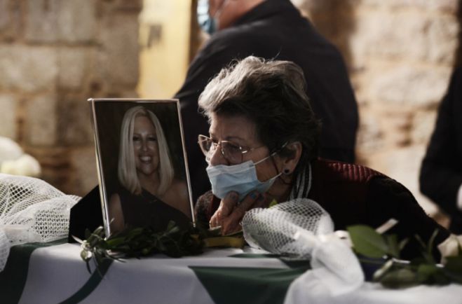 &Delta;&epsilon;ί&tau;&epsilon; live | &Sigma;&epsilon; &lambda;&alpha;ϊ&kappa;ό &pi;&rho;&omicron;&sigma;&kappa;ύ&nu;&eta;&mu;&alpha; &eta; &sigma;&omicron;&rho;ό&sigmaf; &tau;&eta;&sigmaf; &Phi;ώ&phi;&eta;&sigmaf; &Gamma;&epsilon;&nu;&nu;&eta;&mu;&alpha;&tau;ά