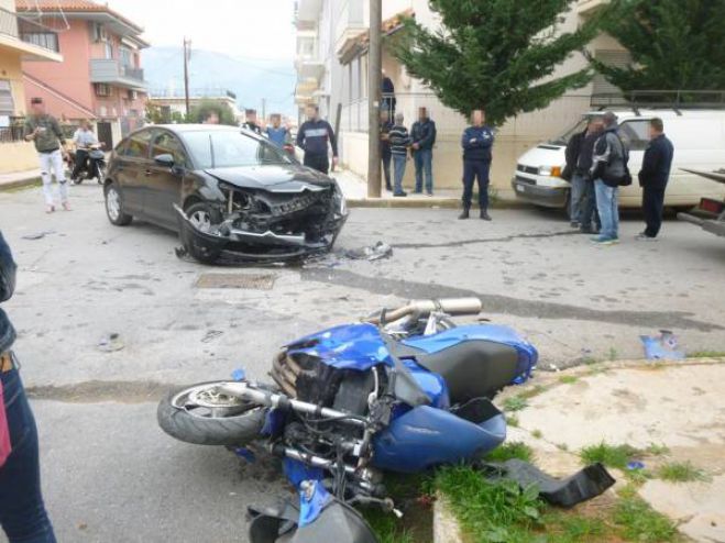 Σοβαρό τροχαίο στην Καλαμάτα (vd)